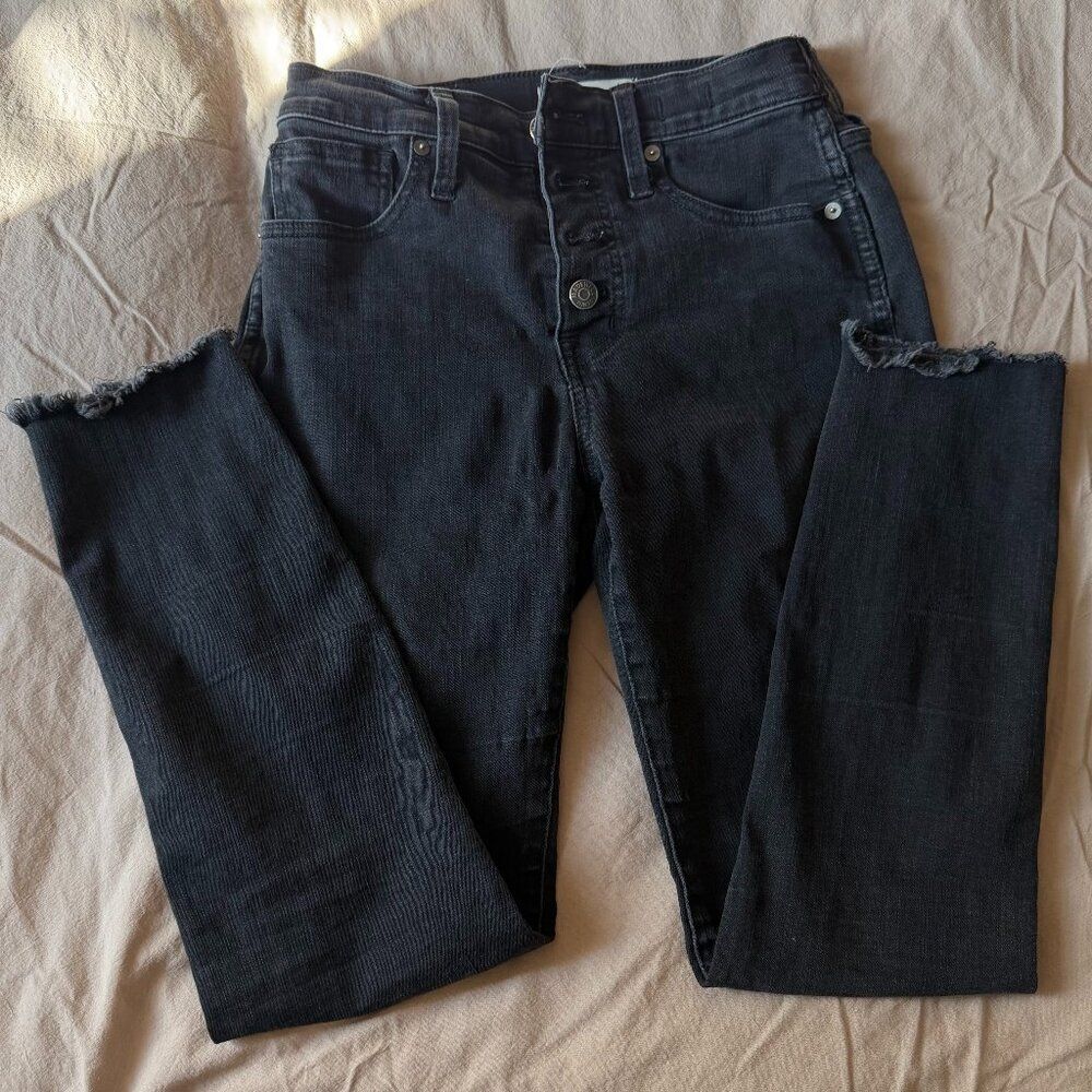 Madewell 10” High Rise Skinny Jeans Black Raw Hem Ankle Womens 26P Button Fly